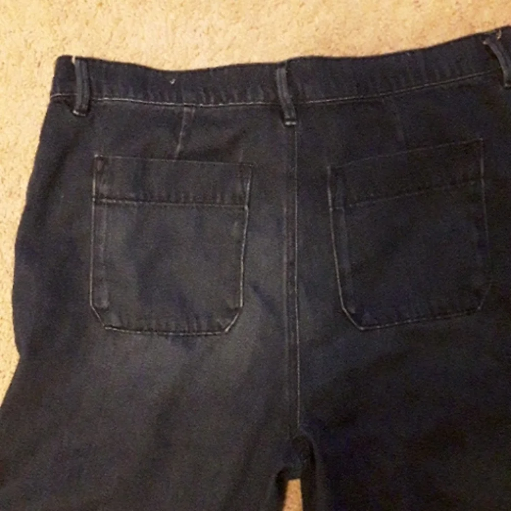 Pants - Picture 5 of 9